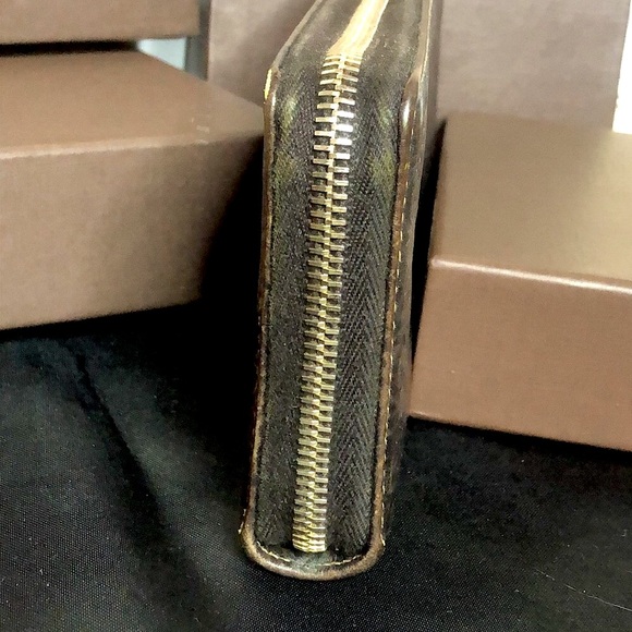 GUCCI Guccissima Brown Leather GG Continental Wallet W/ Bamboo Zipper Pull - Picture 13 of 17